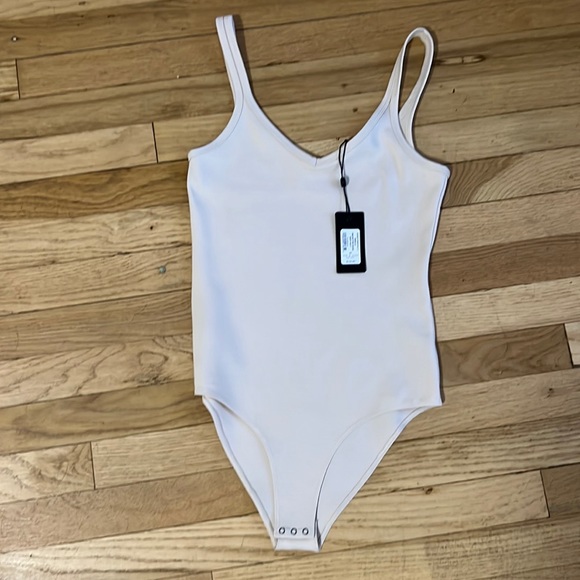 NWT rag & bone roxie bodysuit in bone, size x-small never worn - Picture 2 of 4
